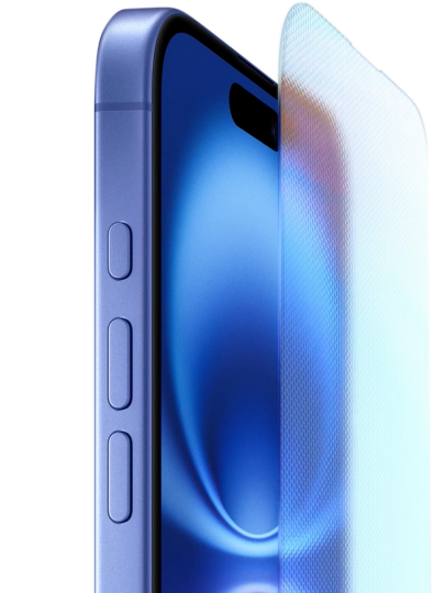 Il Ceramic Shield staccato da un iPhone blu