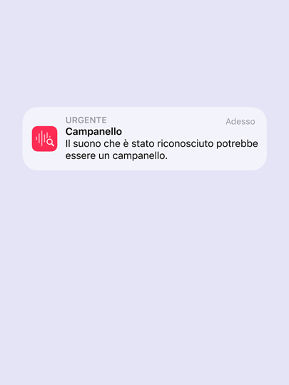 Una notifica di avviso su un iPhone indica è stato riconosciuto un suono che potrebbe essere un campanello in base al suono in tempo reale