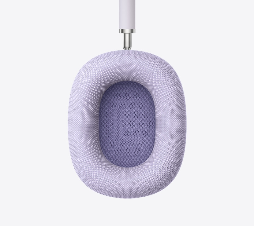 „AirPods Max“ pagalvėlės vaizdas stambiu planu.