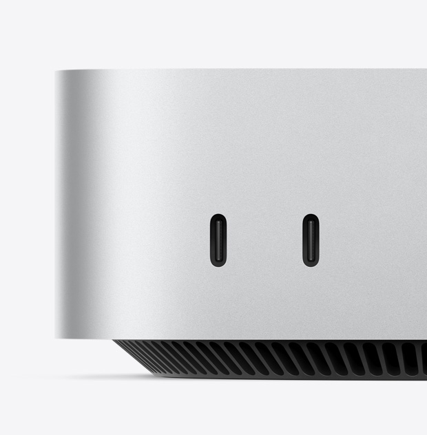Primer plano de los puertos USB-C en la parte delantera de una Mac mini