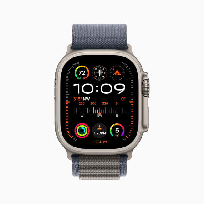 Apple Watch Ultra 2’deki yeni Modüler Ultra saat kadranı gösteriliyor.