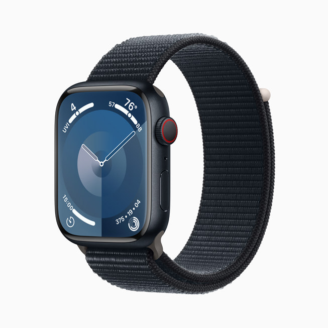 Gece yarısı alüminyum kasa Apple Watch Series 9 ve gece yarısı Spor Loop.