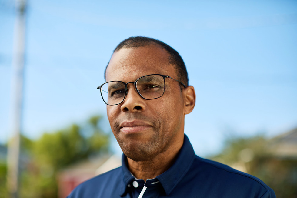 Arthur Hunter, juez retirado y cofundador del Young Artist Movement.