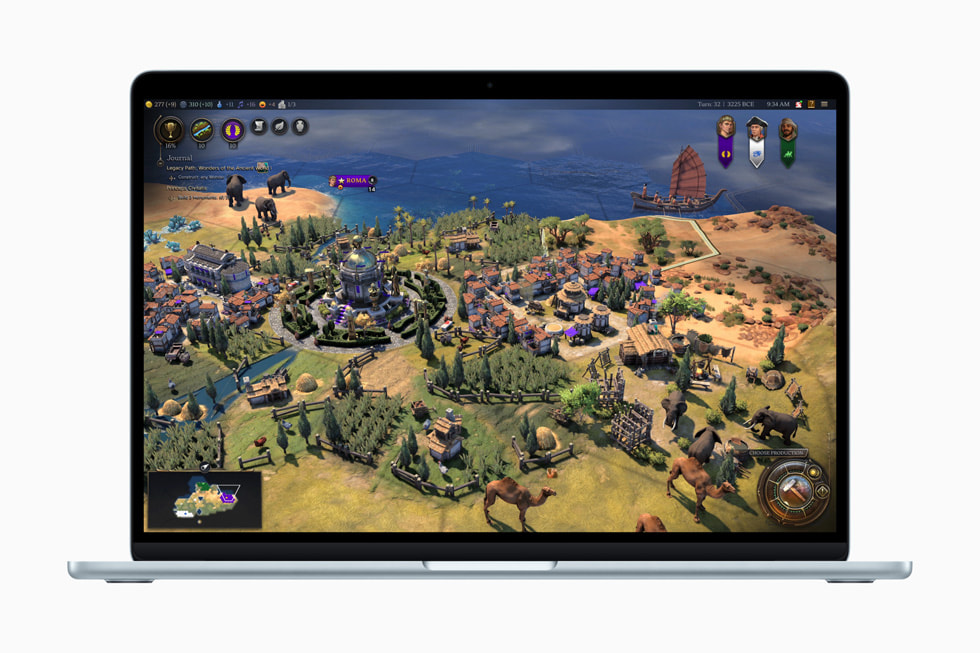 MacBook Air에 게임 ‘문명 VII’의 화면이 표시된 모습.