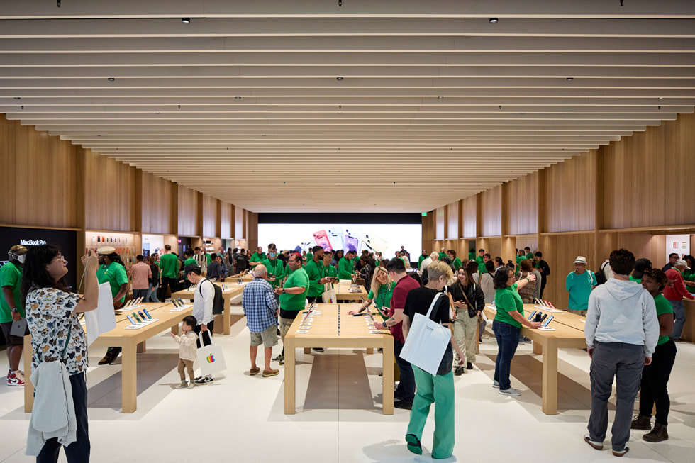 Visning af det indvendige rum i Apple Tysons Corner i Fairfax County i Virginia.