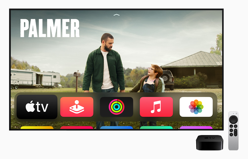 Apple TVの「Palmer」の番組ページと、Apple TV 4KとSiri Remote。