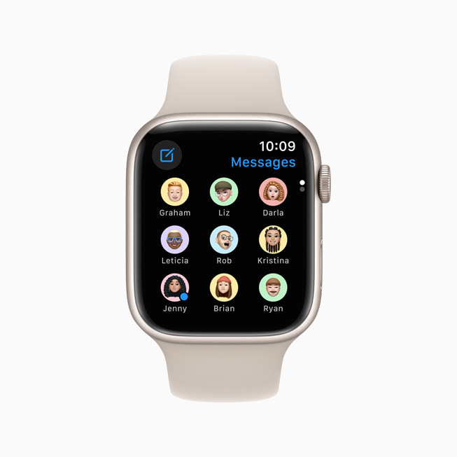 Apple Watch Series 8’de Mesajlar uygulaması gösteriliyor.