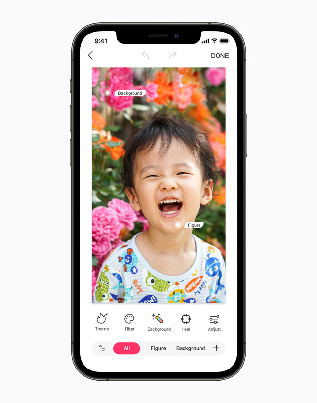 Bearbeitungswerkzeuge in der Makaron-App auf einem iPhone 12 Pro.
