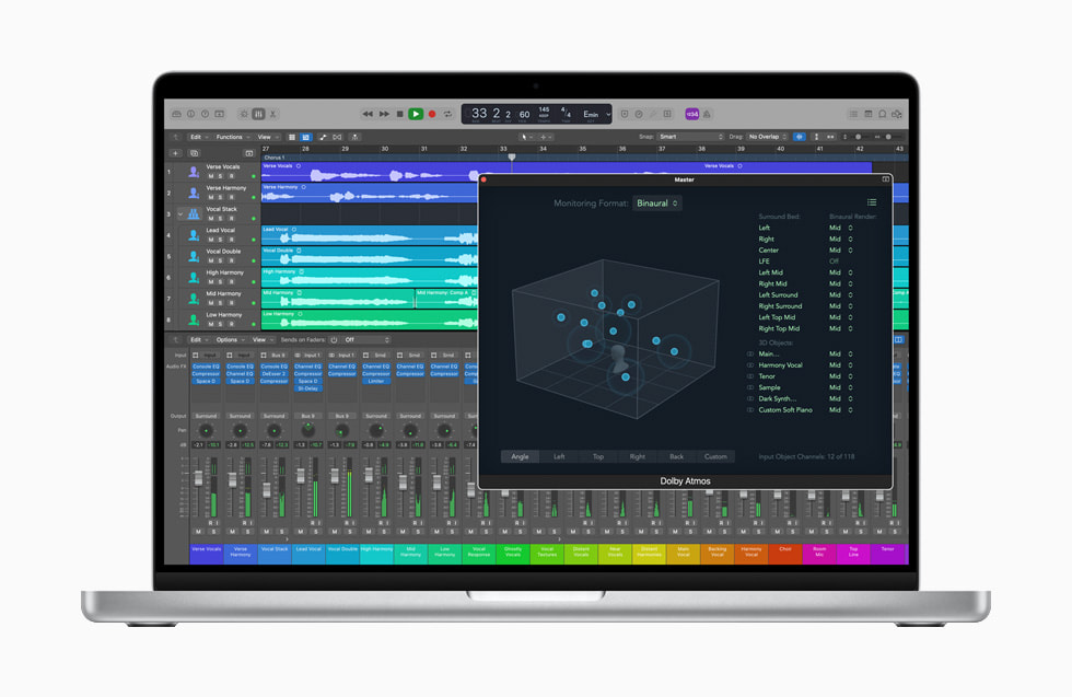 신형 MacBook Pro에서 공간 음향 트랙을 믹싱하는 Logic Pro.