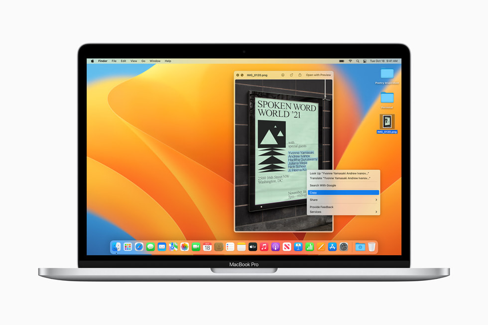 라이브 텍스트를 보여주는 MacBook Pro.