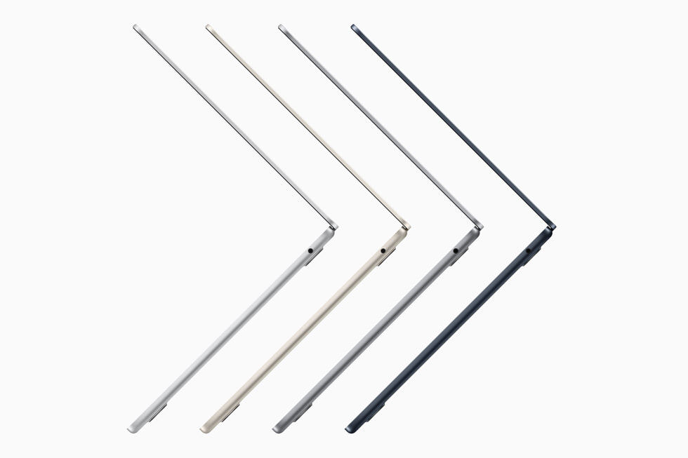 側面を下にして置かれた3つのデバイスが示す、横から見たMacBook Airの薄さ。