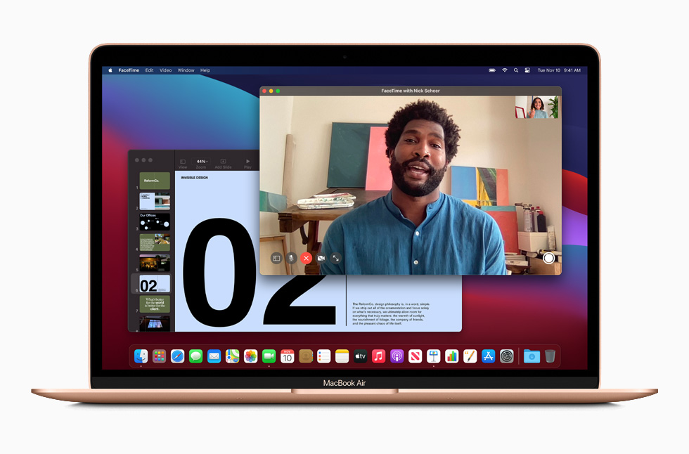 MacBook Pro’da bir FaceTime araması görüntüleniyor.