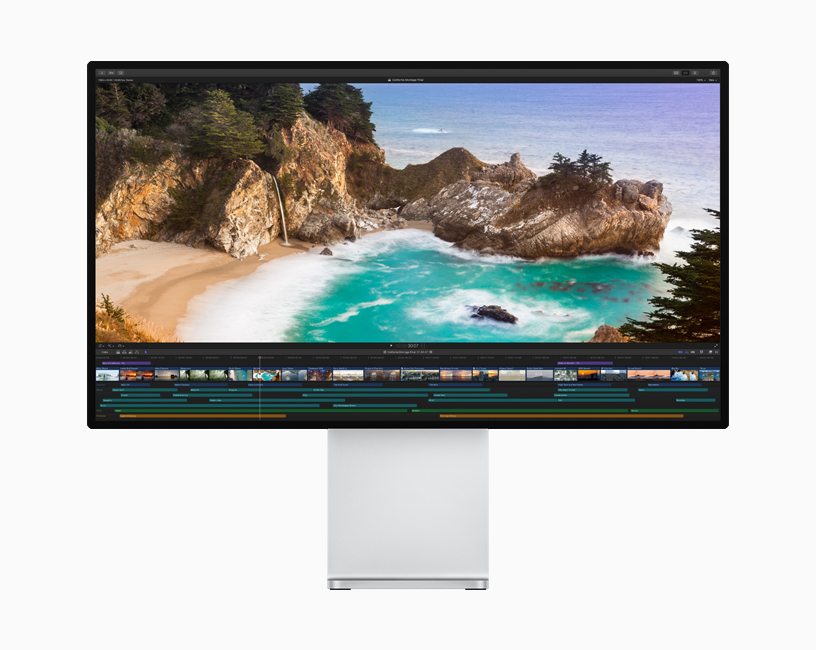 iMac Pro에서 구동 중인 Final Cut Pro X.