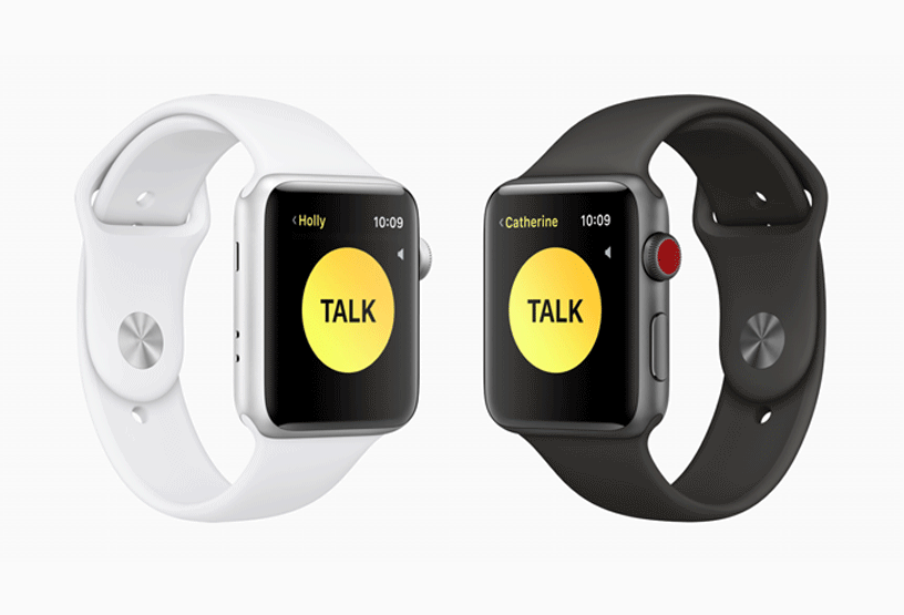 두 Apple Watch에 새로운 소프트웨어 기능이 표시되고 있다.