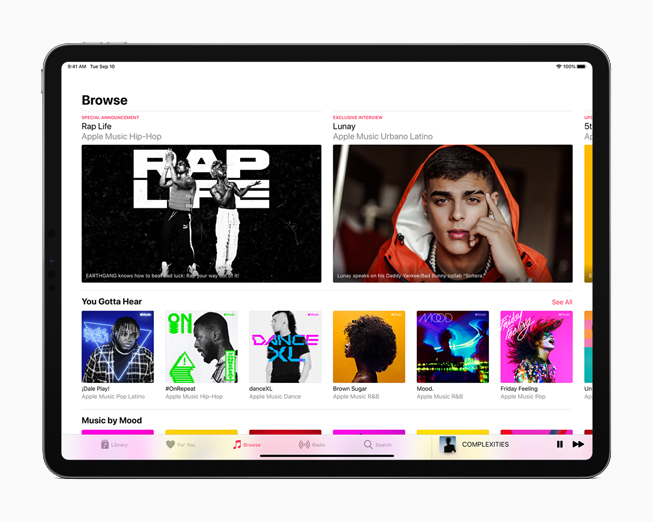 Apple Music’i gösteren bir iPad.