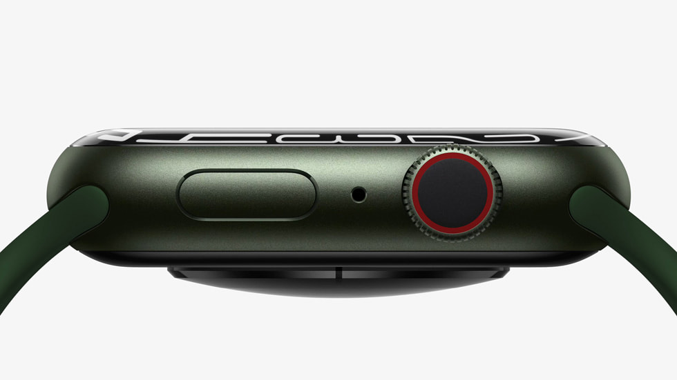 Apple Watch Series 7 케이스의 옆면.