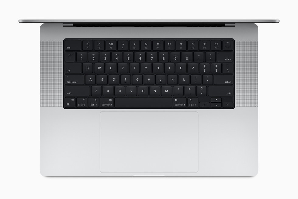 최신 MacBook Pro는 재활용 소재로 제작되었다.